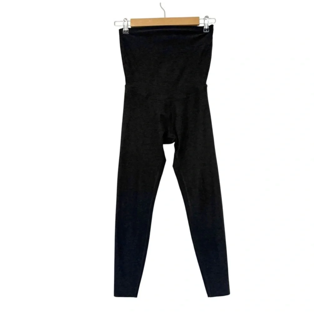 Beyond The Bump Beyond Yoga Black Leggings Size Medium Athletic Comfort Gym - Picture 2 of 4